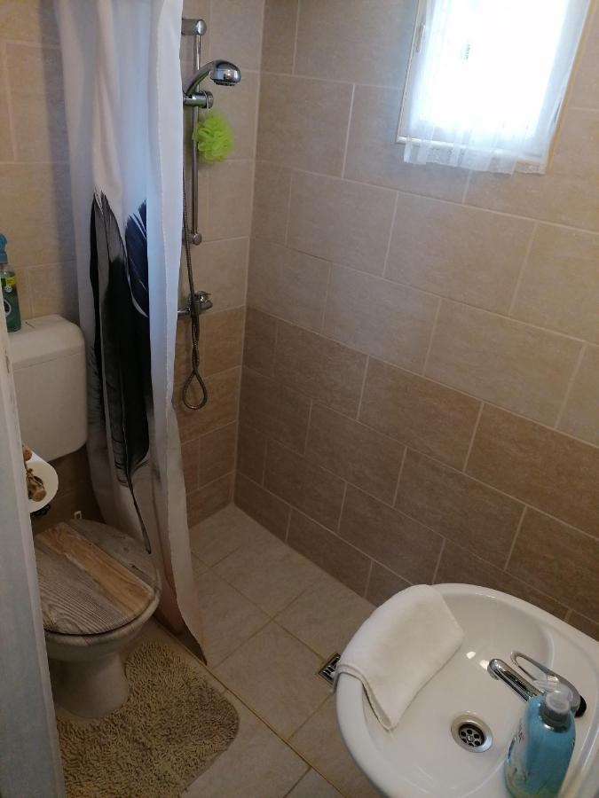 Menta Apartman Мезйокйовешд Екстер'єр фото